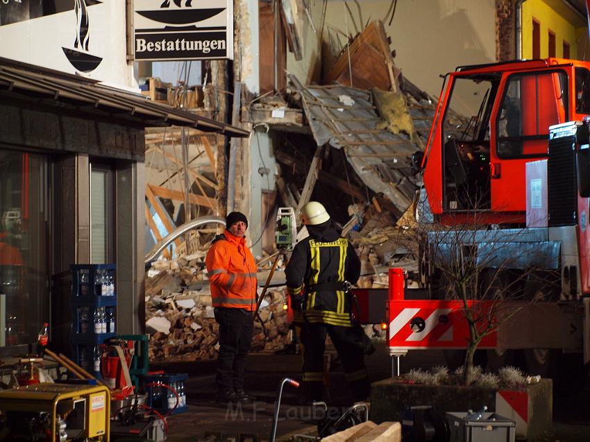 Hausexplosion Bruehl bei Koeln Pingsdorferstr P198.JPG